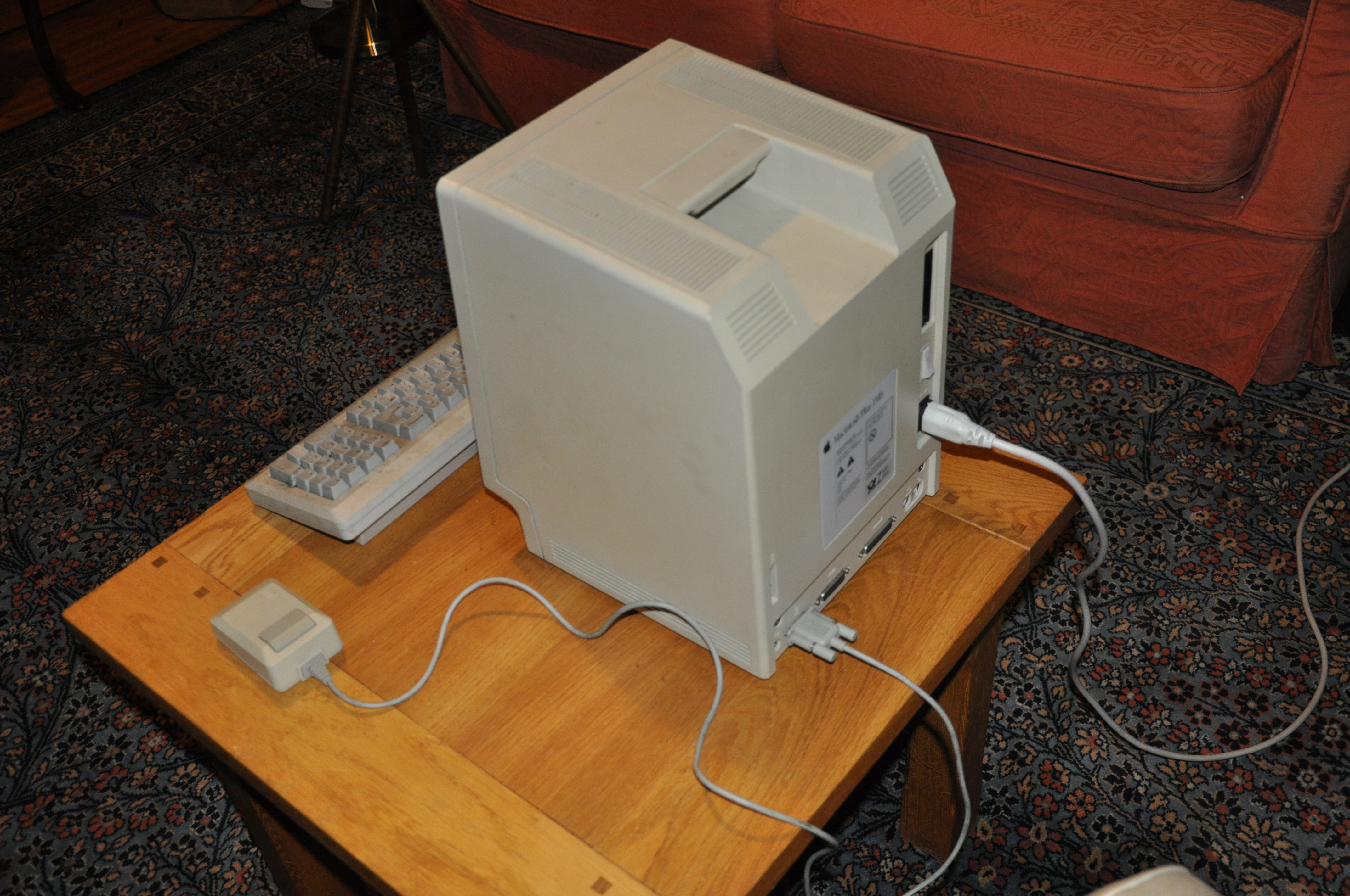APPLE Macintosh Plus 1Mb